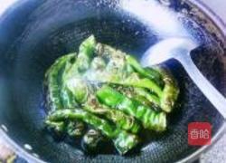 油焖虎皮尖椒的做法图解7