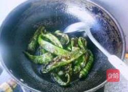 油焖虎皮尖椒的做法图解8