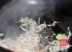 杂蔬肉丝炒乌东的做法图解3