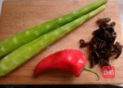 清爽莴笋丝的做法图解1