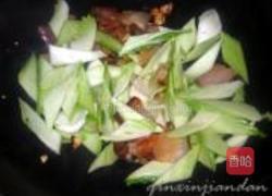 白菜豆干炒腊肉的做法图解10