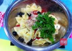 凉拌蝴蝶面的做法图解6