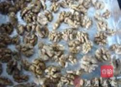 琥珀桃仁的做法图解2