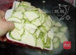 猪骨豆腐汤的做法图解2