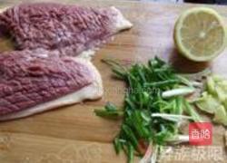 香煎柠檬鸭的做法图解1