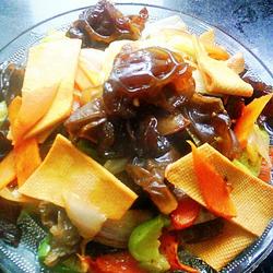 五彩黑白菜的做法[图]