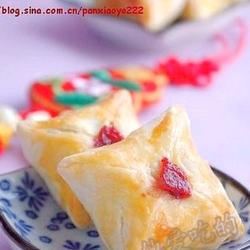 四方莲蓉纳福饼的做法[图]