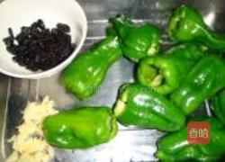 虎皮青椒的做法图解2
