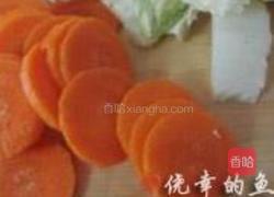 酸辣白菜粉丝煲的做法图解1