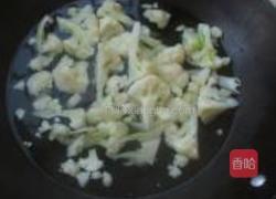 菜花烧鹌鹑蛋的做法图解3