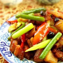 老干妈煎肉的做法[图]