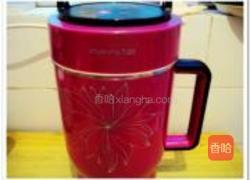 牛奶苹果汁的做法图解3