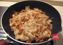 酸辣炒河粉的做法图解6