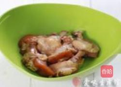 蒜香鸡翅根的做法图解1