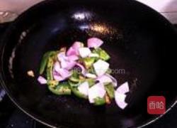 青椒蚝油烩牛肉的做法图解8