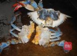 鲜美的蟹粥的做法图解2