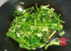 牛肉炒芥兰的做法图解3