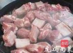 口蘑排骨的做法图解3