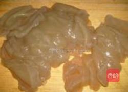 酸辣泡椒水晶魔芋的做法图解2