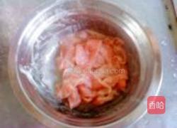 卷心菜炒肉的做法图解3