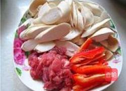 小炒蟹味菇的做法图解3