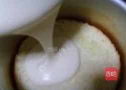 椰香慕斯蛋糕的做法图解8