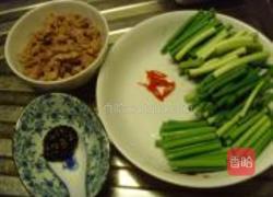 醬爆蒜苗肉絲的做法图解1