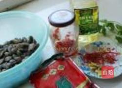 三辣爆花蛤的做法图解1