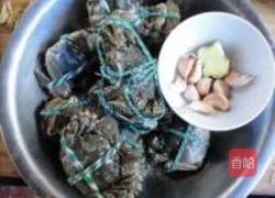 清蒸大闸蟹的做法图解1