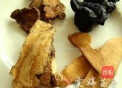 四物药炖排骨汤的做法图解2