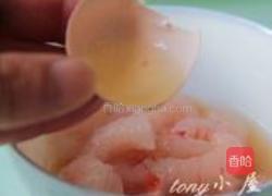 香蕉鲜虾卷的做法图解3