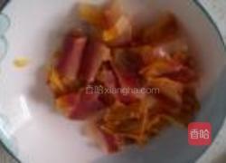 咸肉炒卷心菜的做法图解2