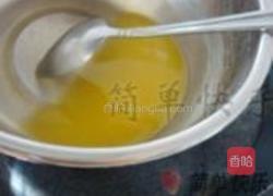 草莓蛋糕卷的做法图解1