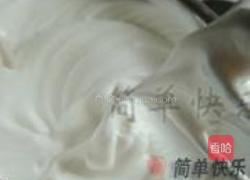 草莓蛋糕卷的做法图解3