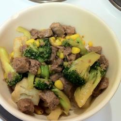 牛肉蔬菜盖浇饭的做法[图]