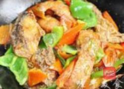 烩炸鱼块的做法图解7