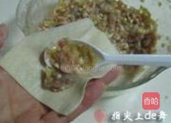 虾仁韭黄馄饨的做法图解6