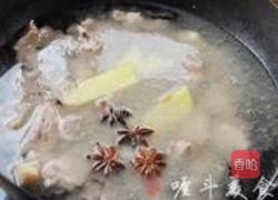 白萝卜炖牛腩煲的做法图解3