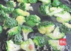 腌咸榄蒸肉排的做法图解6