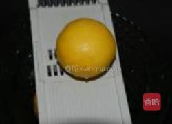 蜂蜜柠檬水的做法图解2