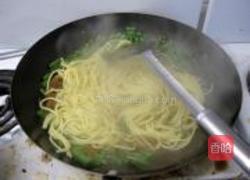 红烧肉豆角拌面的做法图解7