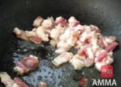 五花肉炒茭白的做法图解2