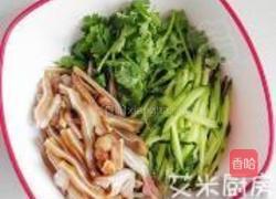 红油黄瓜拌耳丝的做法图解4