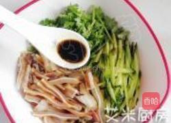 红油黄瓜拌耳丝的做法图解7