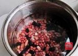 手指豆馅蒸糕的做法图解1