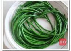 凉拌豇豆的做法图解3