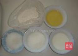 威风生日蛋糕的做法图解1