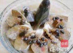 香辣豆豉蒸鱸魚的做法圖解4