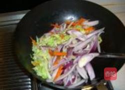 爆炒圆白菜的做法图解7