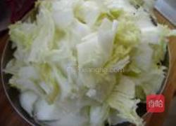 素炒大白菜的做法图解1